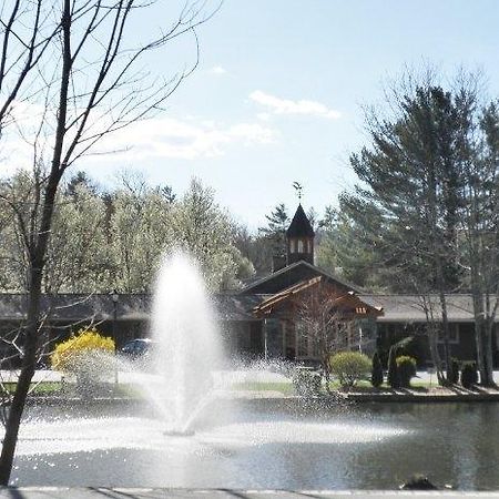 Village Inn - Blowing Rock Eksteriør billede